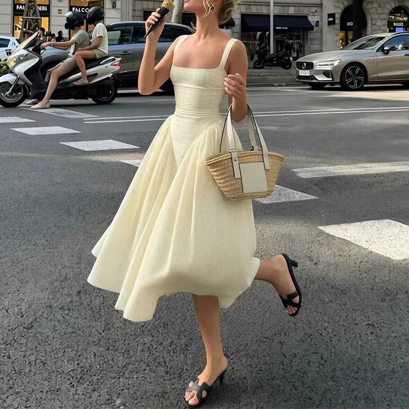 Robe midi Maison Lunéa vintage française, col carré
